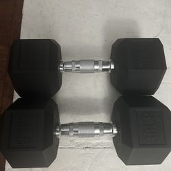  Dumbbell Set “30lbs” 