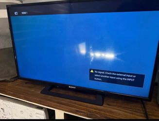 Sony BRAVIA 32” HDTV – Works Great – HDMI - no remote