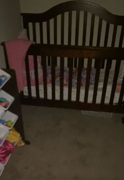 4 in 1 convertible crib