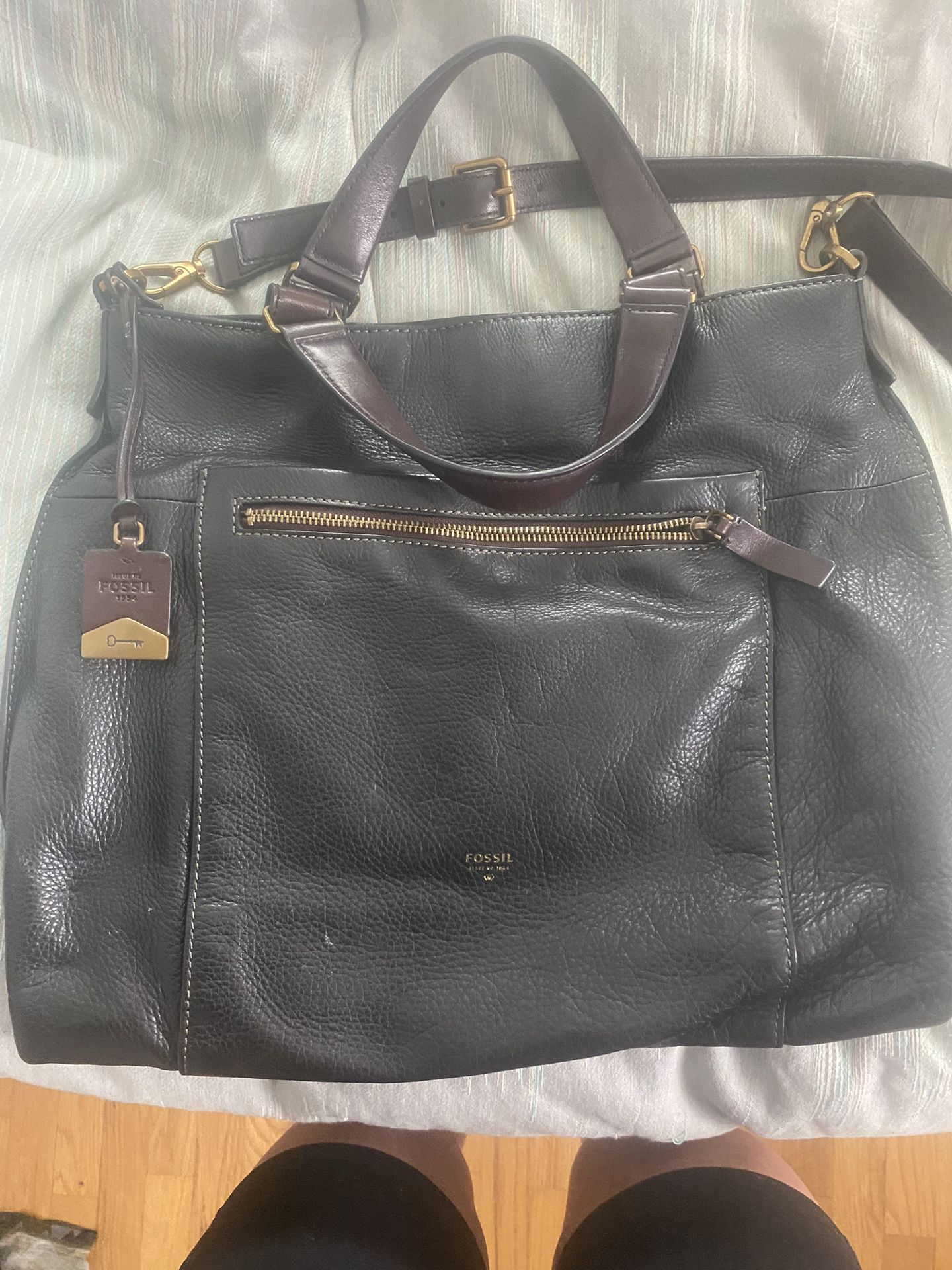 fossil messenger bag