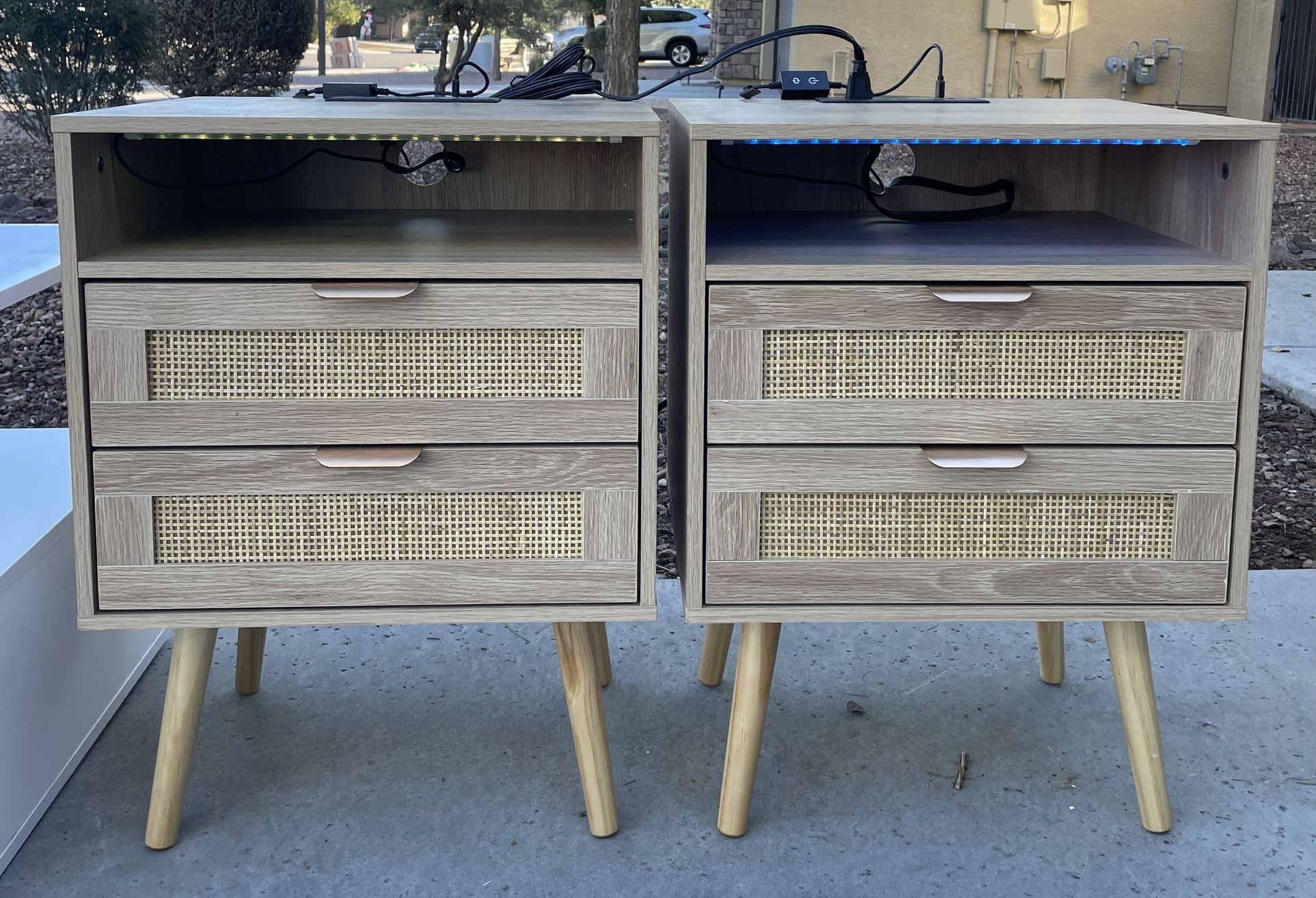 Night Stand/ End Tables 