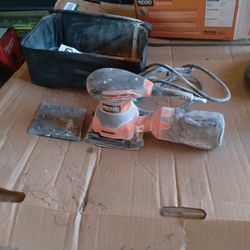RIDGID PALM SANDER