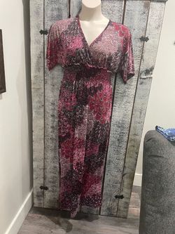 5th love printed burgundy maxi dress size women’s large