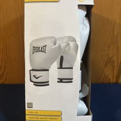 Brand New!!  Everlast Core 2 Training Gloves Size L/XL