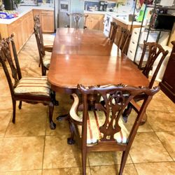 8-chair Vintage Table With Matching Hutch