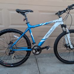 26"x2.0. FUJI 1.0 MENS MOUNTAIN BIKE. (L/M). EXCELLLENT CONDITION WITH FRESHLY TUNE UP 👌🏼