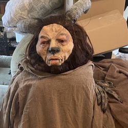 Beauty And The Beast Mask W Priest Robe 