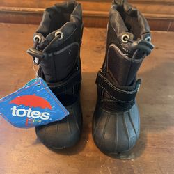 Totes Tod 6 Med Waterproof Shell Boots