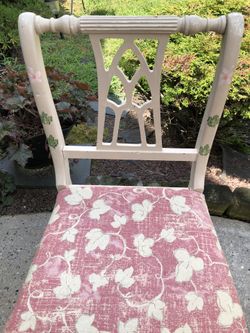 Cute Chair