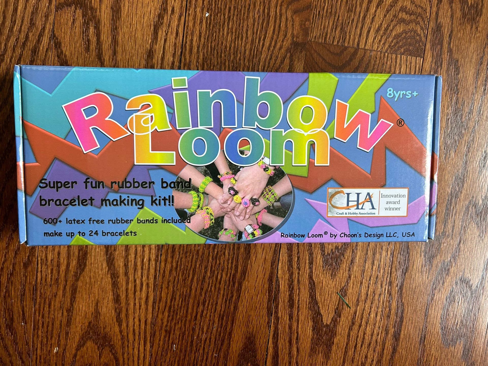 Rainbow Loom Bracelet Kit 600 Bands W/clips. Ages 8+
