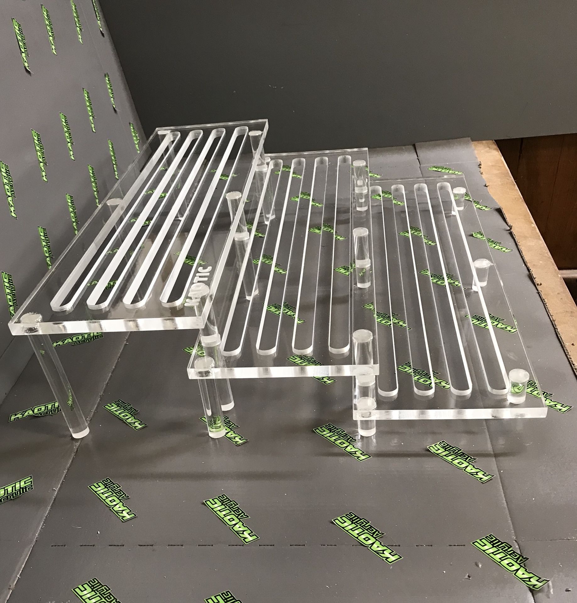 Ghost (clear) 3 tiered coral frag rack W/Slots