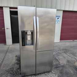 LG Refrigerator Stainless Steel Side By Side 