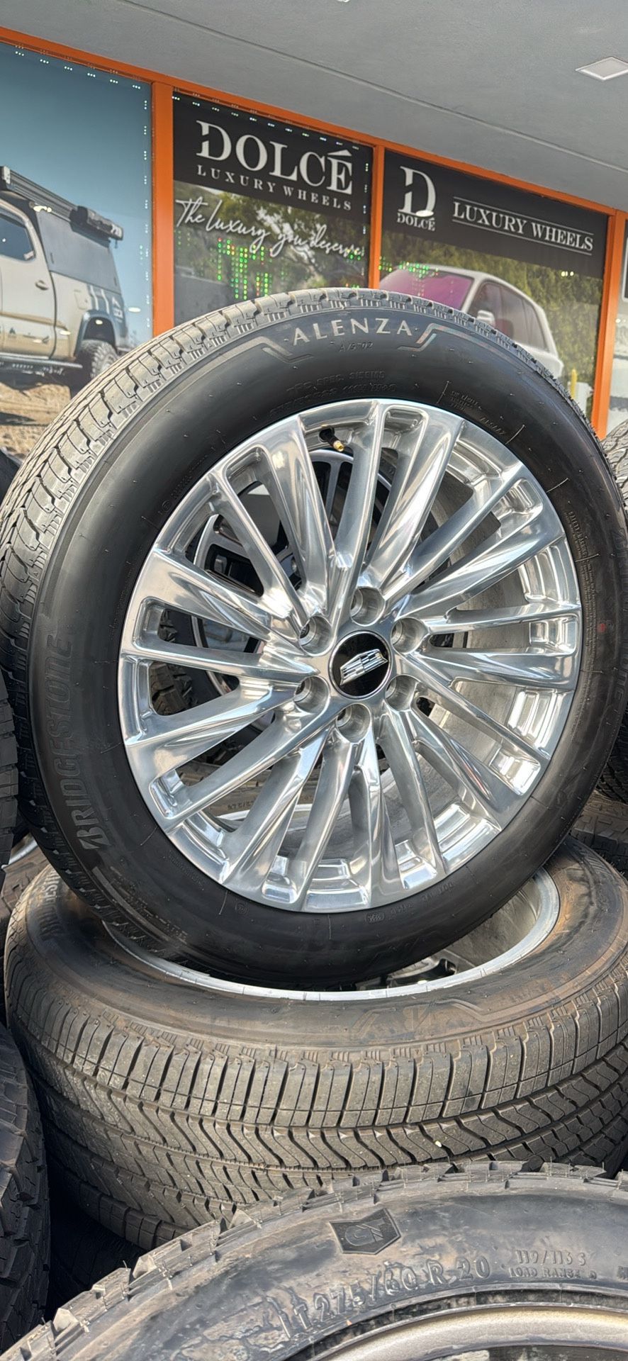 WHEELS OEM 22” STOCK CADILLAC ESCALADE