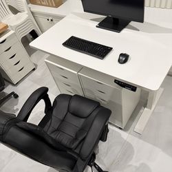 Stand-up computer desk