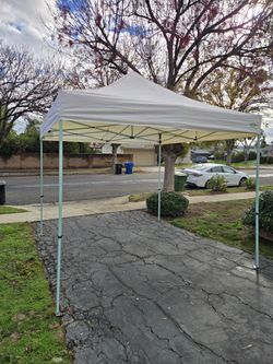 Caravan Canopy 10'x10' AlumaShade w/ sides