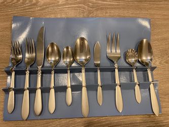 Onedia Jacqueline Simba 5 Pc Place Setting and 5 Pc Hostess Set Stainless Flatware