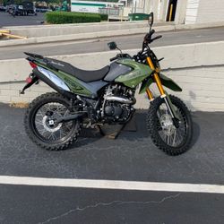 Brozz Recon 250 Dual Sport  Motorcycle