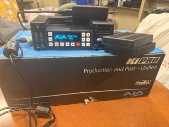 AJA Ki Pro ProRes Video Recorder w/ 2 Storage Modules, Power Supply & Box