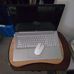 17 Inch HP laptop With Touchscreen 