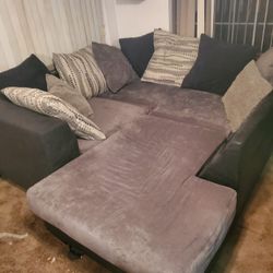 Lightly Used Sectional (Reduced Price)