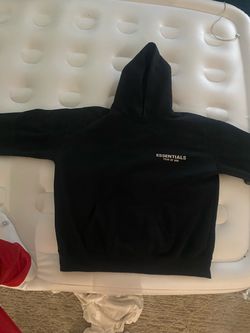 Black essential hoodie