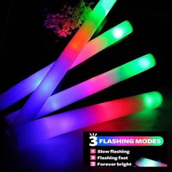 25 Glow Sticks; Brand New. 3 Different Flashing Modes