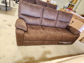 Brown Fabric Reclining Sofa. SAME DAY DELIVER.