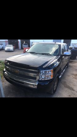 Parts truck , silverado parts , Sierra parts 07-13 body style pickups