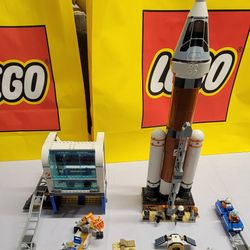 Lego City 60228 Deep Space Rocket And Launch Control