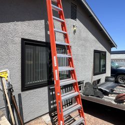 12’ Step Ladder (New)