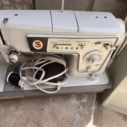 Singer Sewing Machine