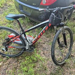 Scotts Aspect  950 https://offerup.com/redirect/?o=TW91bnRhaW4uQmlrZQ==