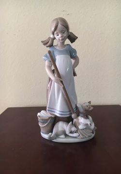 Lladro: playful kittens