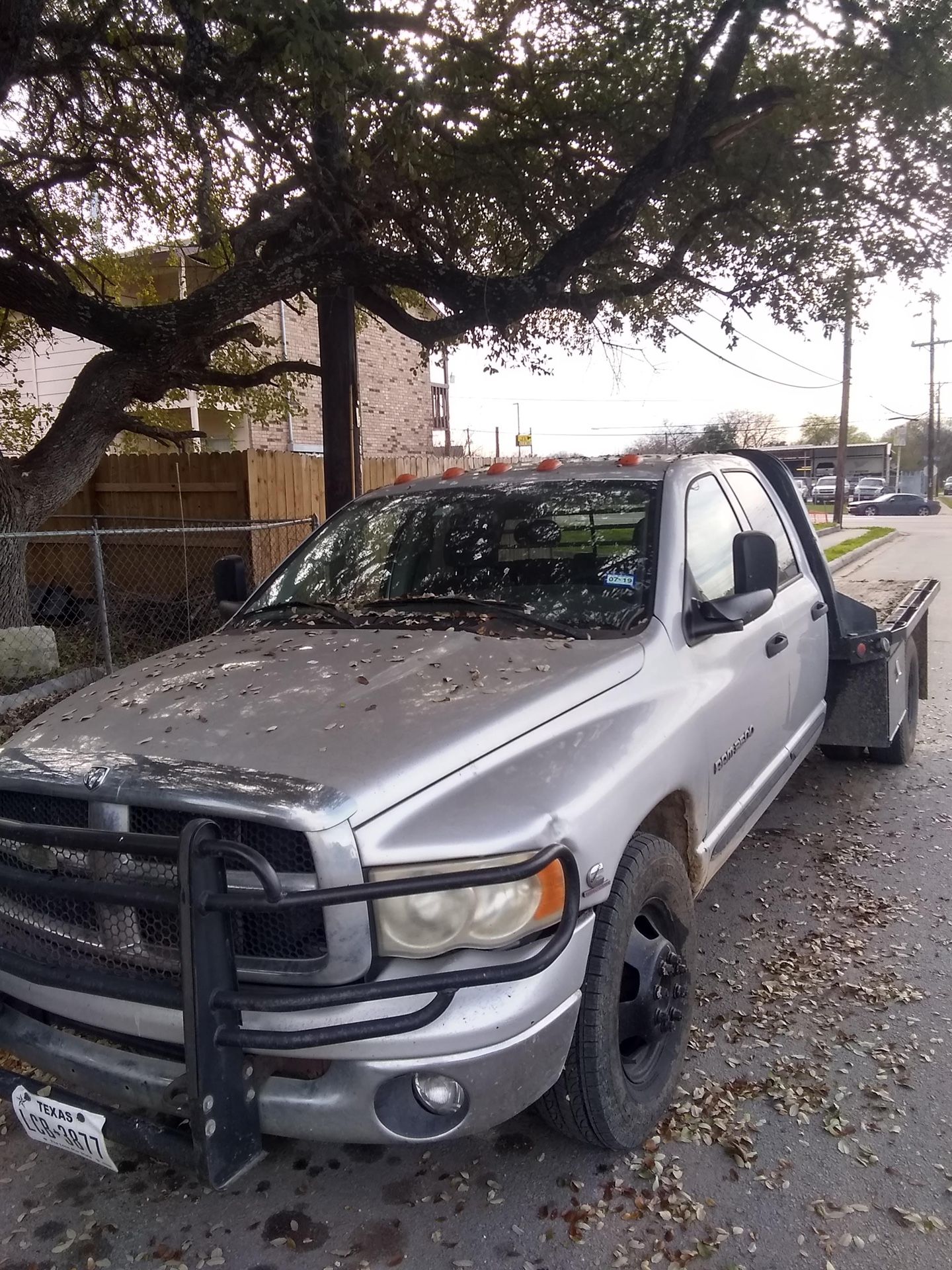 05 ram 3500 flatbed