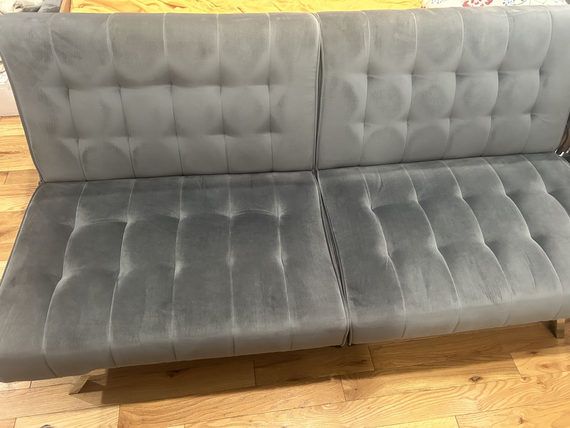 Gray Futon