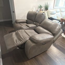 Fully Workin Recliner 