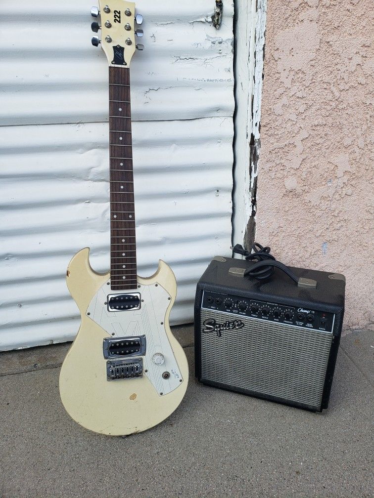 Fender Squire Champ15 Amp With First Act Guitar