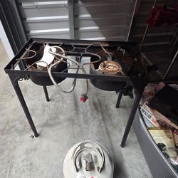 Gas One Double propane burner with tank