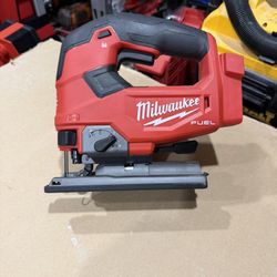 📌Milwaukee M18 FUEL 18V Lithium-Ion Brushless Cordless Jig Saw (Tool-Only)👉PRECIO FIRME NO MENOS 👉$120
