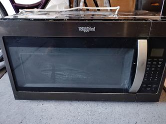 Whirlpool large microwave for wall mount