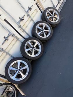 Mustang Mach 1 wheels & tires