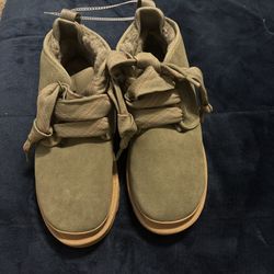 Ugh Men Boots Sz11