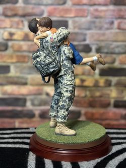 Thomas Blackshear (Coming Home Ivory) Limited Edition Figurine on wooden base