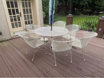 Woodard patio set