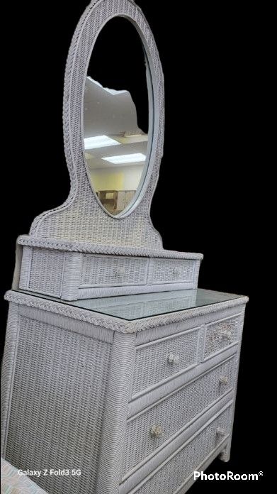 Wicker Dresser With Glass Top And Mirror