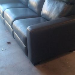 Couch- Reclining (electric)