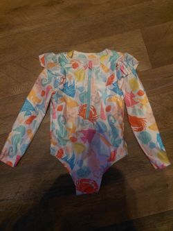 Never worn toddler sz 2T one piece swimsuit