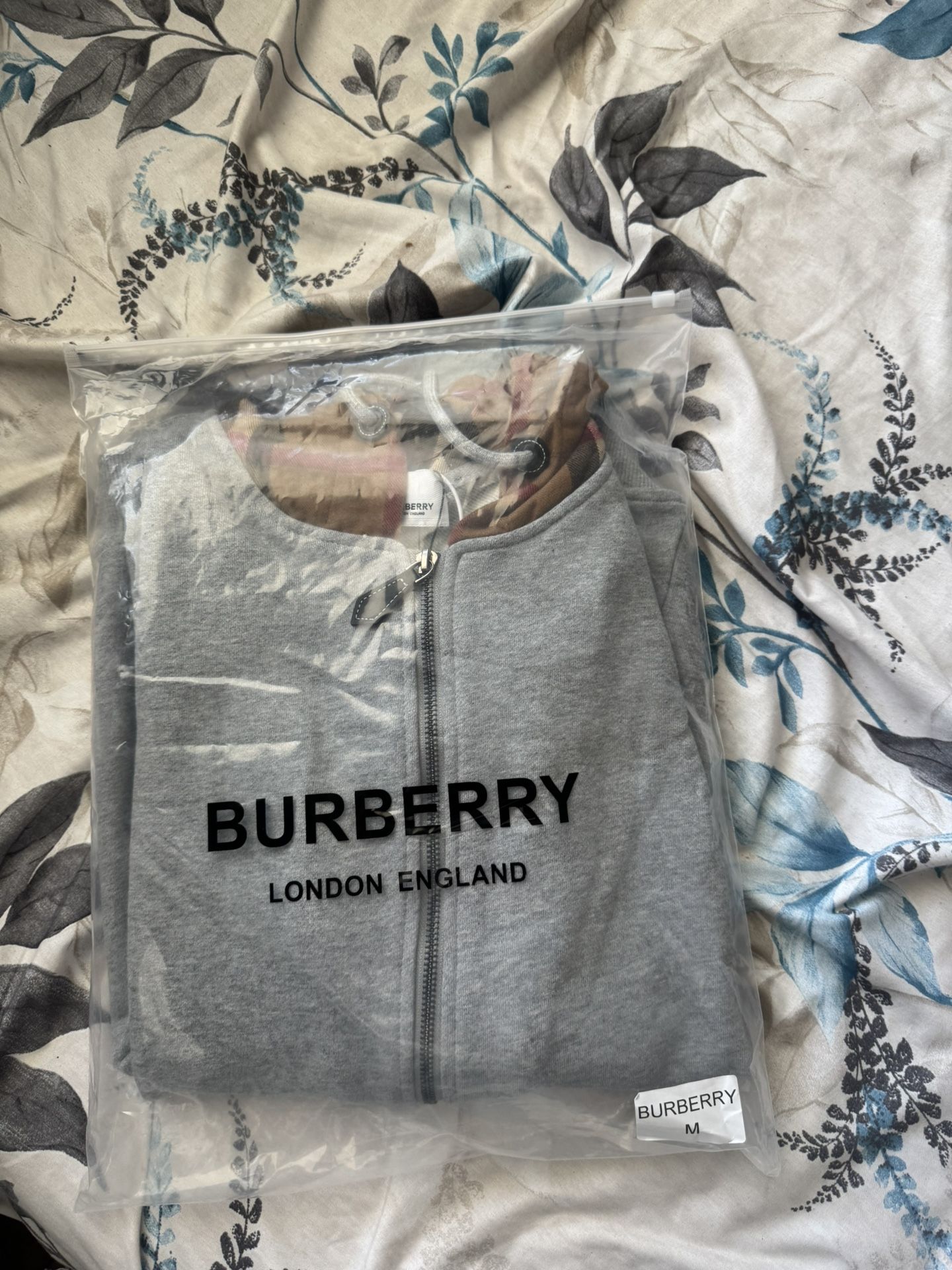 Men’s Burberry Sweater