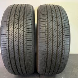 V854  235 55 19 101H  Kumho Crugen HP71  - 2 Used Tires 80% Life 