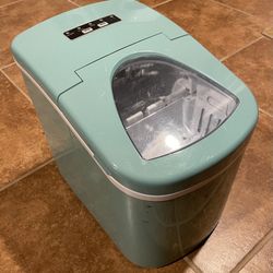 Frigidaire Ice Maker